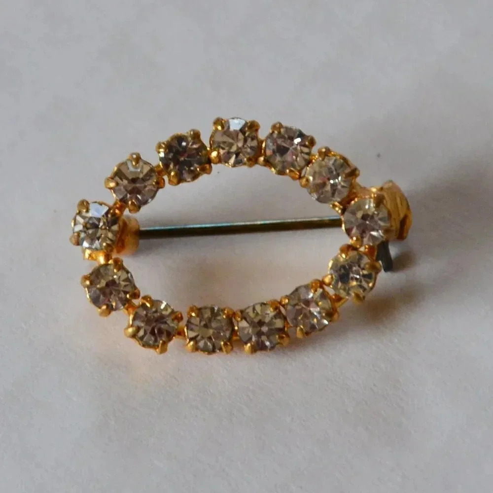 Vtg Oval Brooch